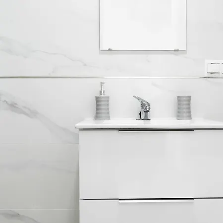 Apartamento Venus 3 *